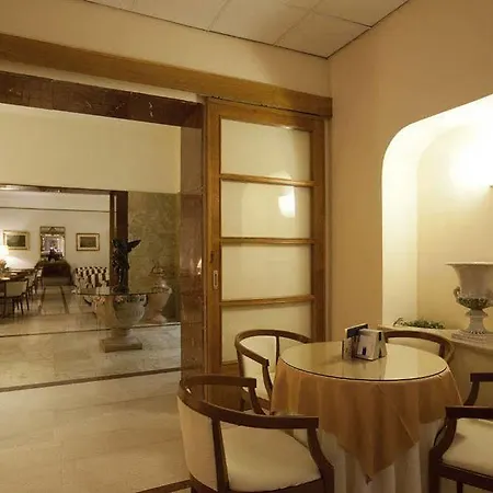 Antiche Terme Di מלון 3*