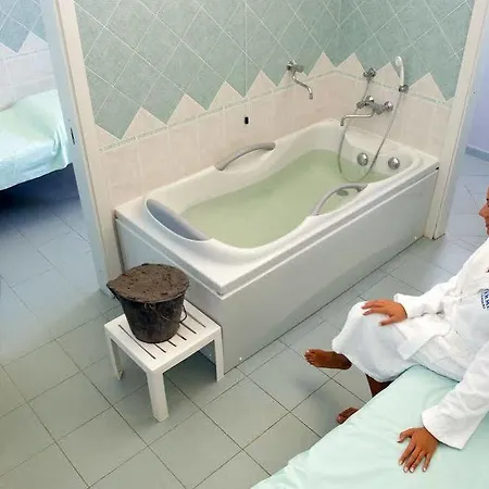 מלון Antiche Terme Di סרדרה