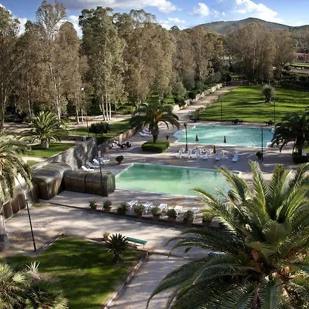 Antiche Terme Di מלון 3*